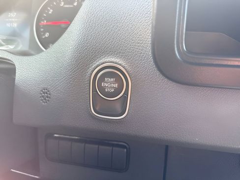Used 2023 Mercedes-Benz Sprinter 2500 image 11