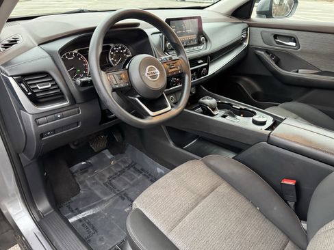 Certified 2021 Nissan Rogue SV image 29