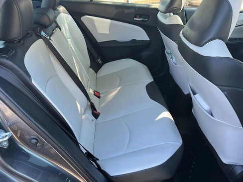 Used 2017 Toyota Prius Four w/ Advanced Technology Package FWD image 20