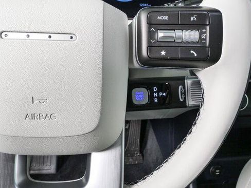 Certified 2026 Hyundai Palisade Calligraphy FWD image 10