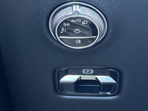 Certified 2023 Mercedes-Benz GLC 300 4MATIC image 24