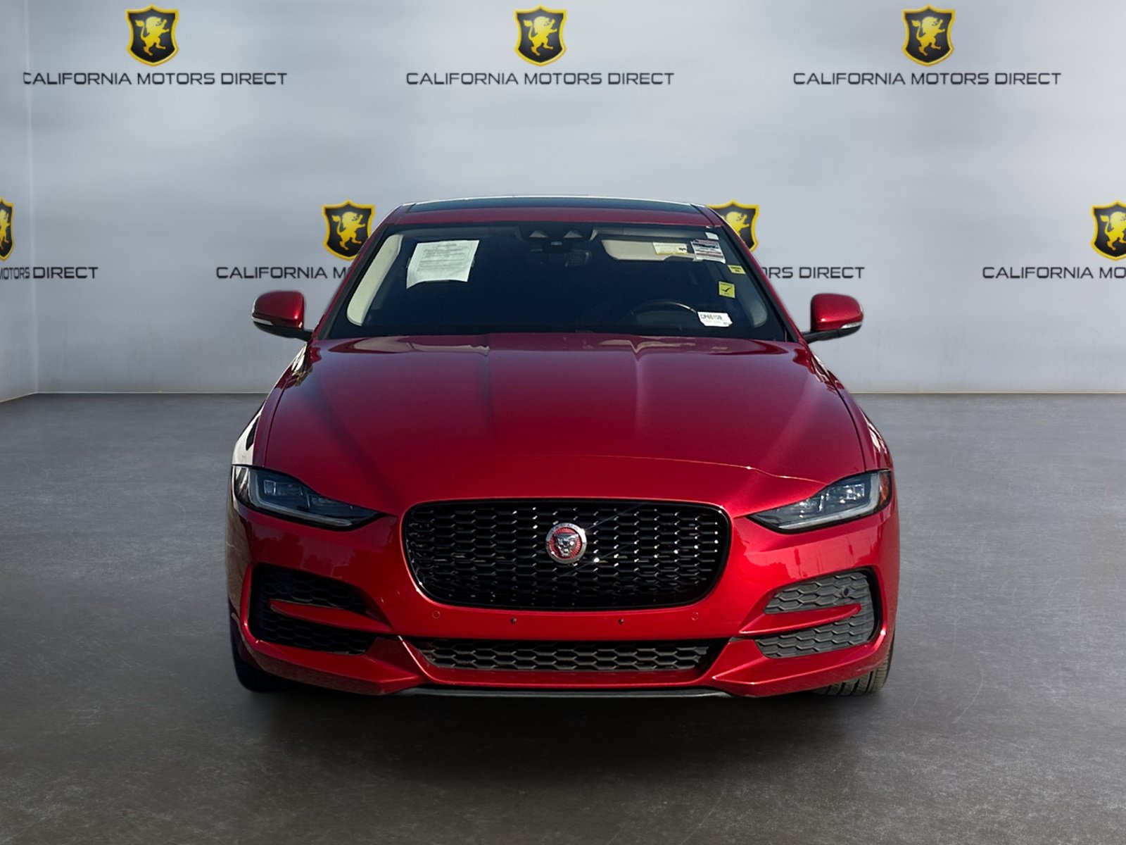 Used 2020 Jaguar XE S RWD image 8