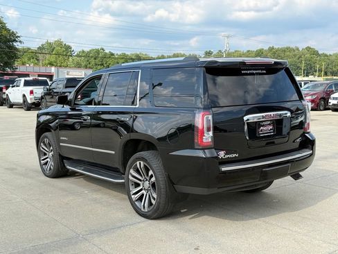 Used 2017 GMC Yukon Denali w/ Open Road Package AWD/4WD image 5