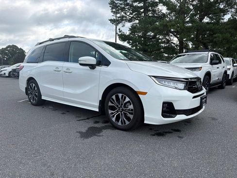 New 2026 Honda Odyssey Elite image 4