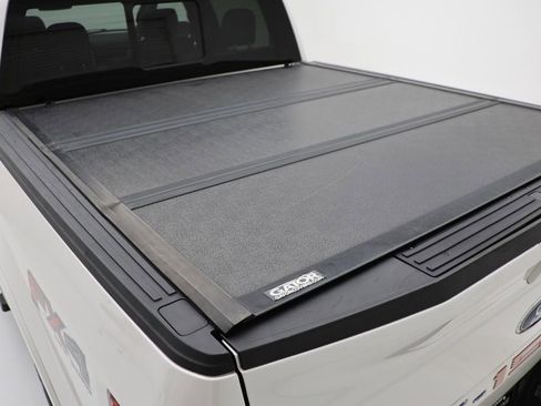 Used 2019 Ford F150 Lariat image 13