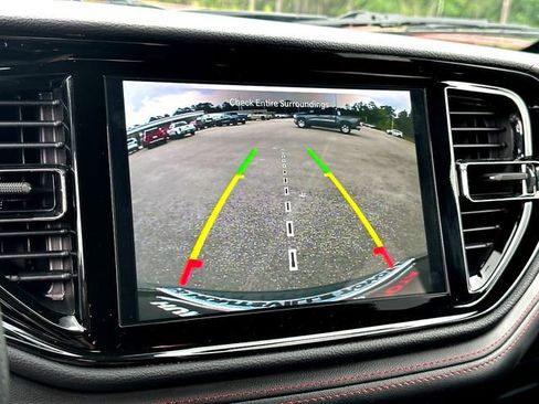 Used 2025 Dodge Durango GT RWD image 15