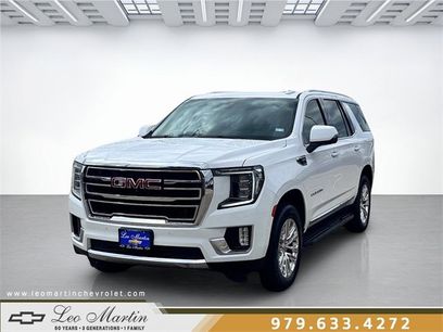 Used 2021 GMC Yukon SLT w/ SLT Premium Package