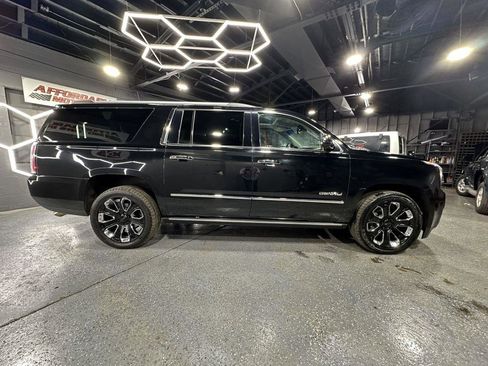 Used 2018 GMC Yukon XL Denali w/ Denali Ultimate Package image 8