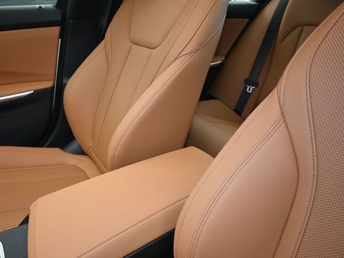 Certified 2025 BMW 330i Sedan RWD image 14