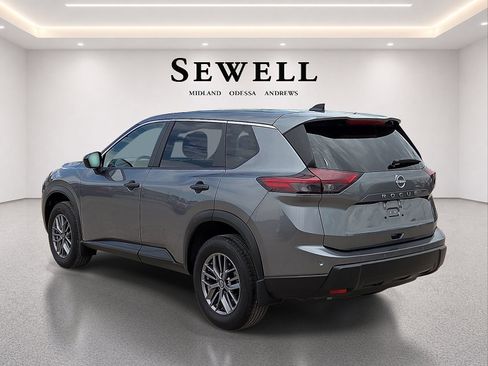Used 2026 Nissan Rogue S FWD image 3