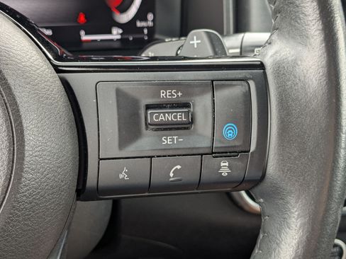 Used 2022 Nissan Rogue Platinum w/ Head-Up Display Package AWD/4WD image 21