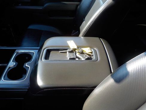 Used 2015 GMC Sierra 1500 SLT image 32