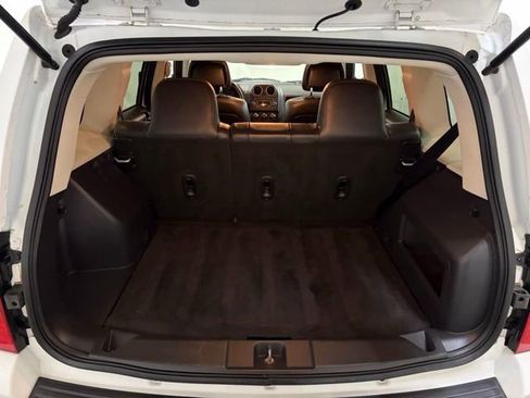 Used 2016 Jeep Patriot 75th Anniversary w/ Power Value Group image 11