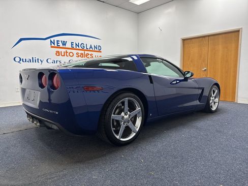Used 2006 Chevrolet Corvette Coupe w/ Preferred Equipment Group RWD image 4