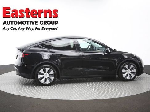 Used 2021 Tesla Model Y Long Range AWD/4WD image 38