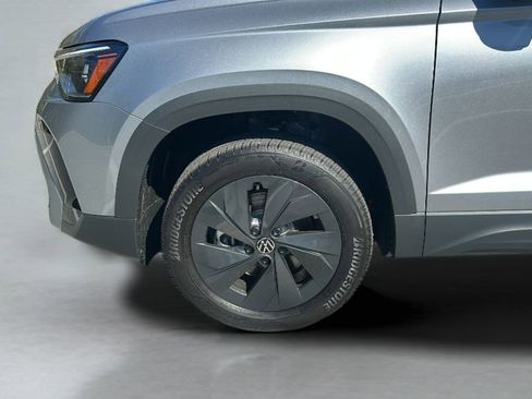 New 2026 Volkswagen Taos S image 10