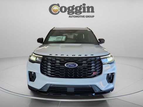 New 2026 Ford Explorer ST w/ Sun And Sound Package image 8