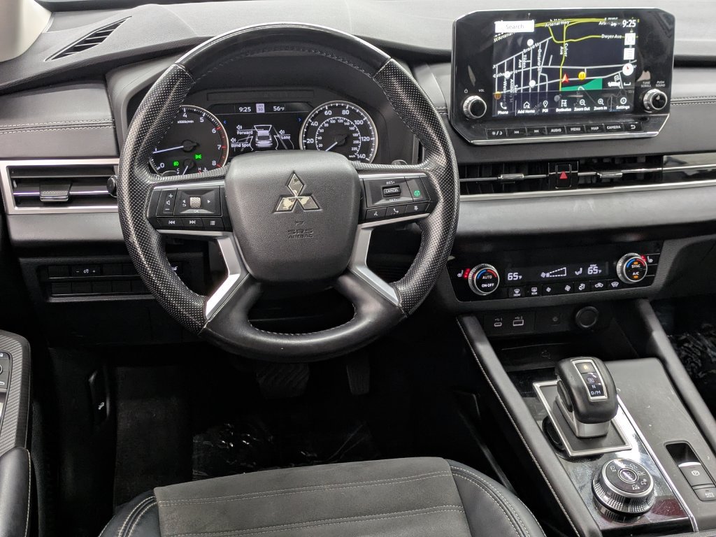 Used 2022 Mitsubishi Outlander SE AWD/4WD image 4