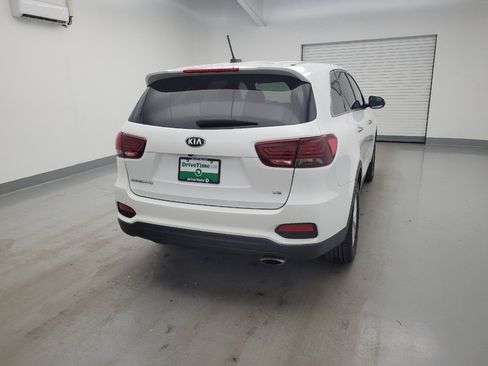 Used 2019 Kia Sorento AWD V6 image 7