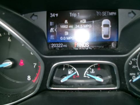 Used 2016 Ford Focus Titanium w/ Exterior Protection Package FWD image 17