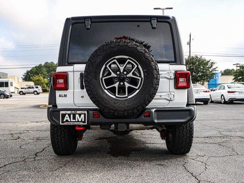 Used 2024 Jeep Wrangler Unlimited Rubicon image 10