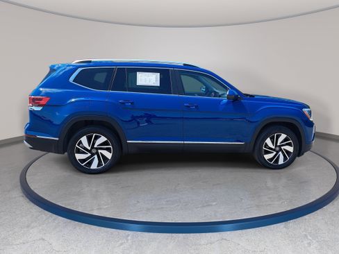 Used 2026 Volkswagen Atlas SEL AWD/4WD image 4