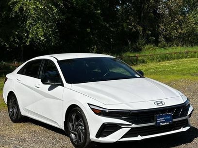 Certified 2025 Hyundai Elantra Sport