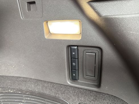 Used 2023 Lincoln Aviator AWD w/ Premium Package image 25