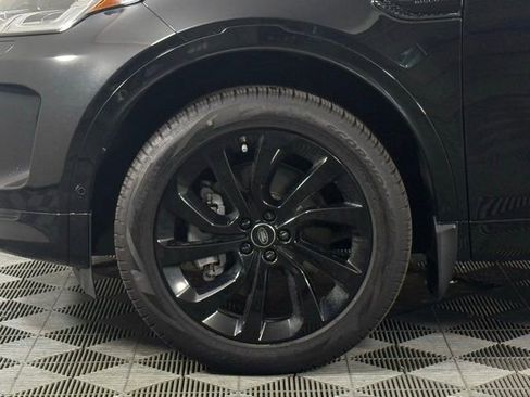New 2025 Land Rover Discovery Sport S image 13