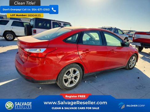 Used 2014 Ford Focus SE FWD image 4