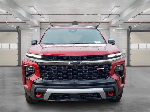 New 2026 Chevrolet Traverse Z71 w/ Driver Confidence Package image 2