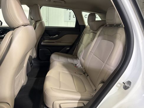Used 2023 Lincoln Corsair FWD image 24