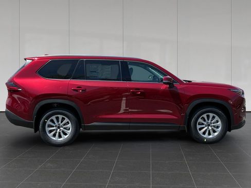New 2026 Toyota Grand Highlander AWD image 6