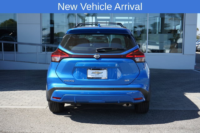 Used 2024 Nissan Kicks SR w/ SR Premium Package FWD image 7
