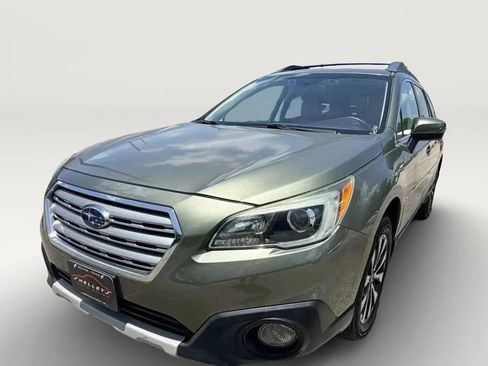 Used 2016 Subaru Outback 2.5i Limited AWD/4WD image 4