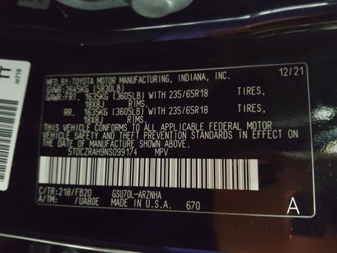 Used 2022 Toyota Highlander L FWD image 33