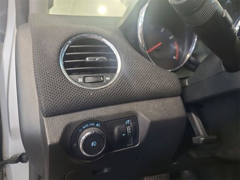 Used 2012 Chevrolet Cruze LTZ image 21