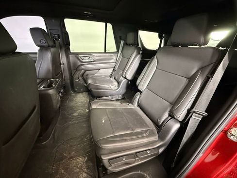 Used 2023 Chevrolet Tahoe Z71 w/ Luxury Package AWD/4WD image 13