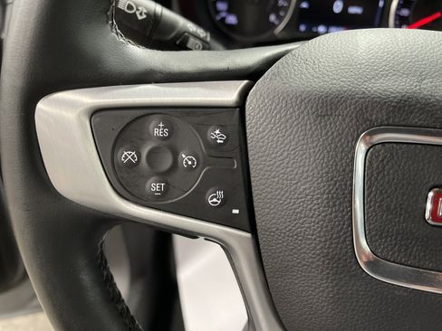 Used 2023 GMC Terrain SLT image 19