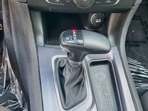 Used 2018 Dodge Charger SXT RWD image 16