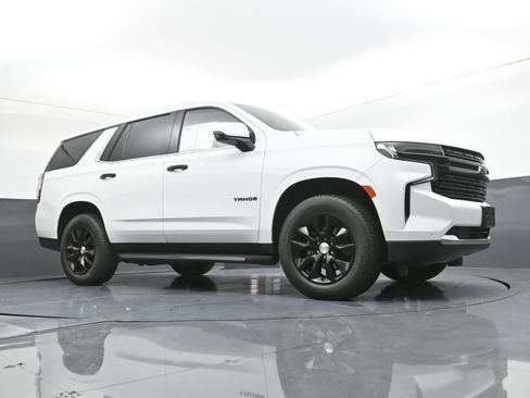 Used 2023 Chevrolet Tahoe LT w/ Luxury Package AWD/4WD image 29