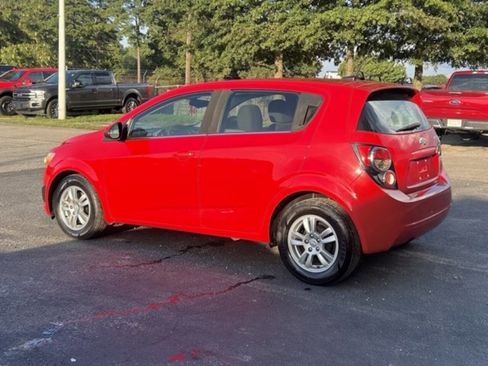 Used 2013 Chevrolet Sonic LT image 5