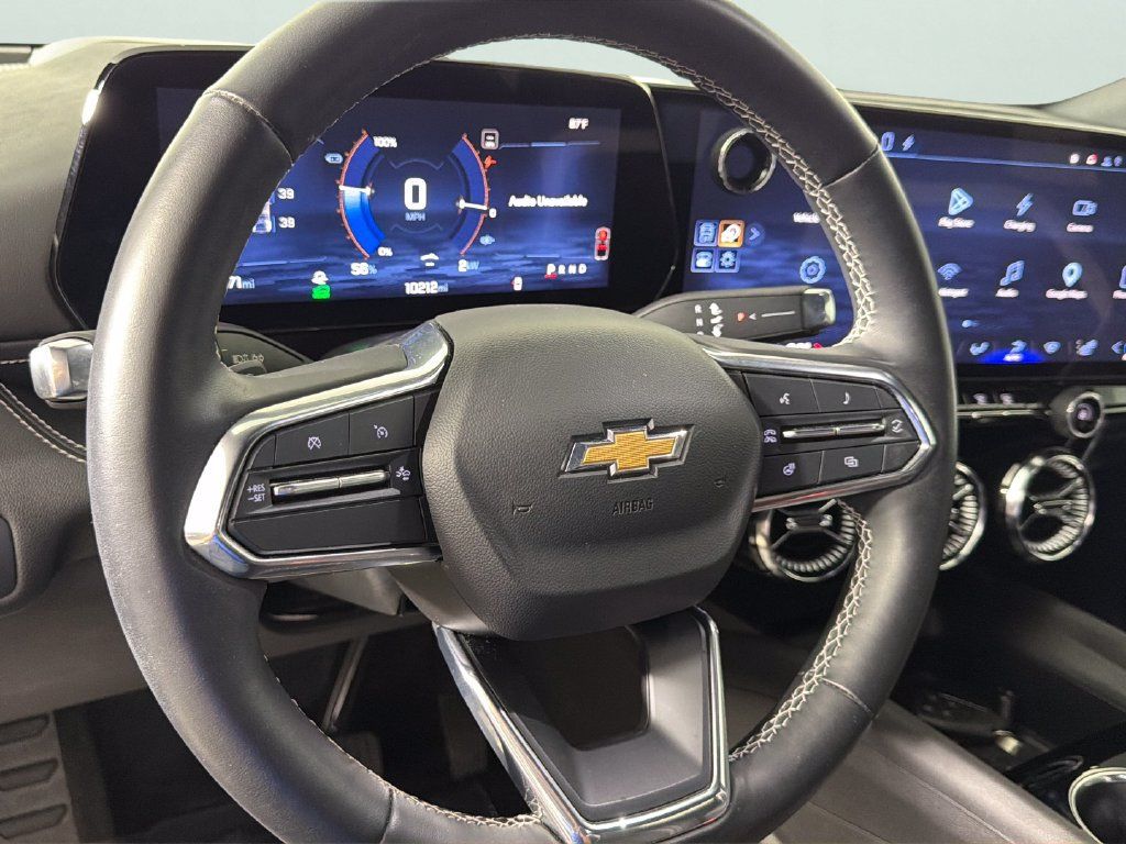Used 2024 Chevrolet Blazer EV LT AWD/4WD image 20