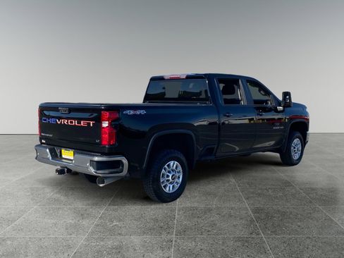 Used 2020 Chevrolet Silverado 2500 LT w/ All Star Edition image 5