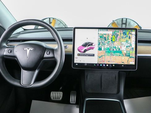 Used 2022 Tesla Model Y Performance AWD/4WD image 16