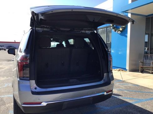 New 2026 Chevrolet Tahoe LS image 6