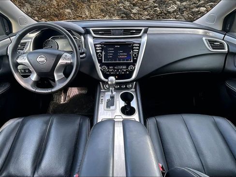 Used 2017 Nissan Murano Platinum image 13