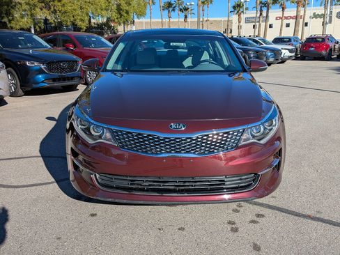 Used 2016 Kia Optima EX w/ Premium Package image 8