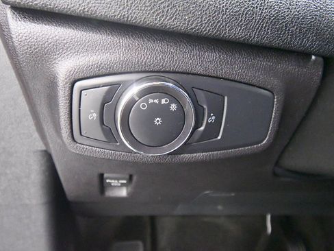 Used 2015 Lincoln MKC FWD image 19