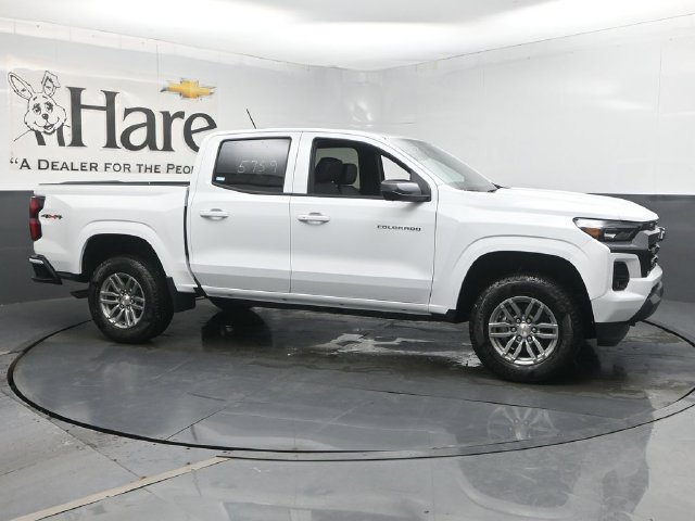 New 2026 Chevrolet Colorado LT w/ LT Convenience Package AWD/4WD image 1